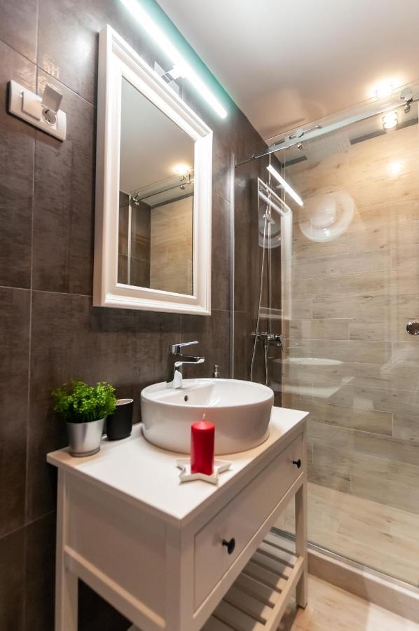 Mala Sava Apartmani Belgrad Exteriör bild