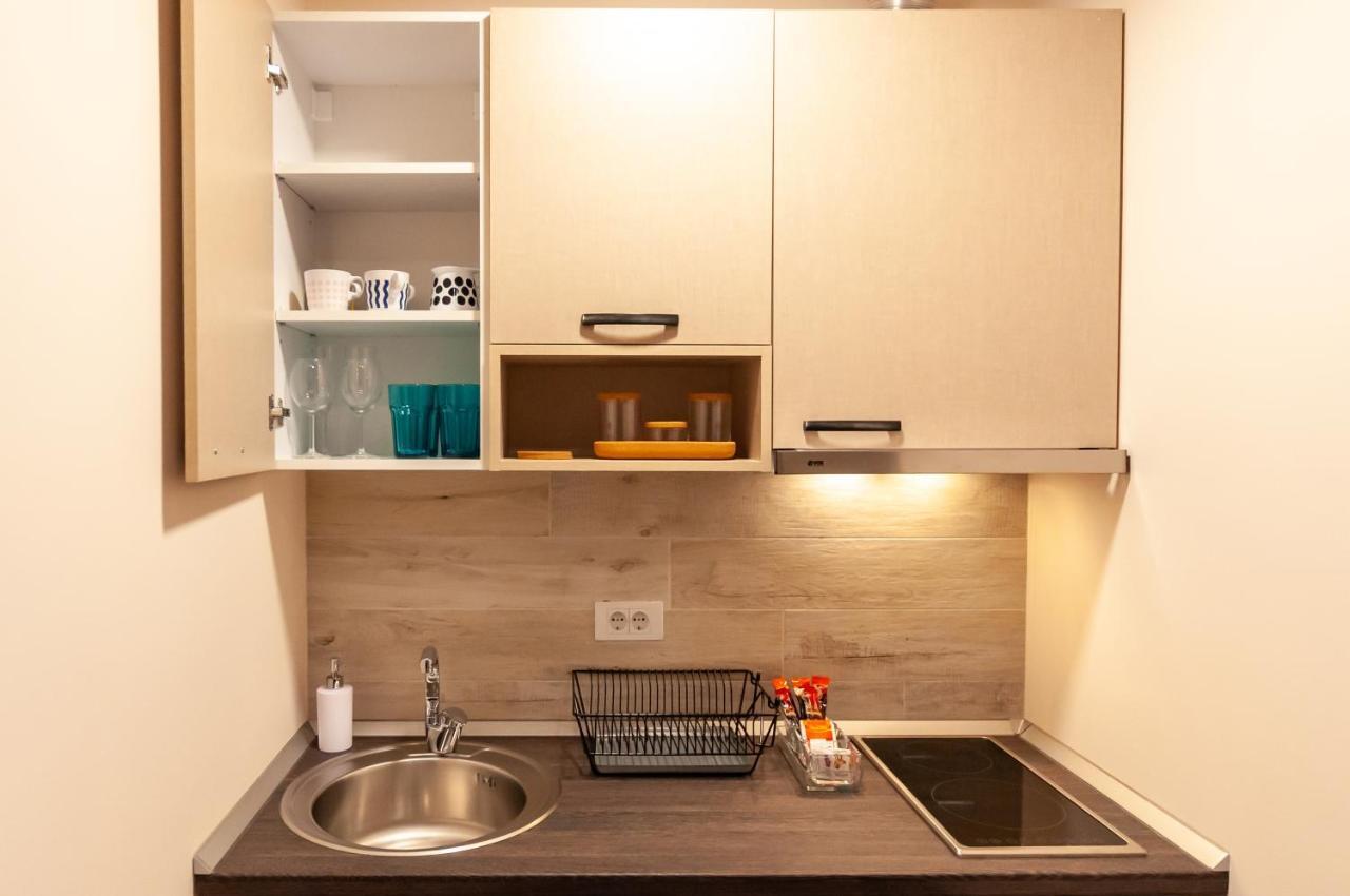 Mala Sava Apartmani Belgrad Exteriör bild