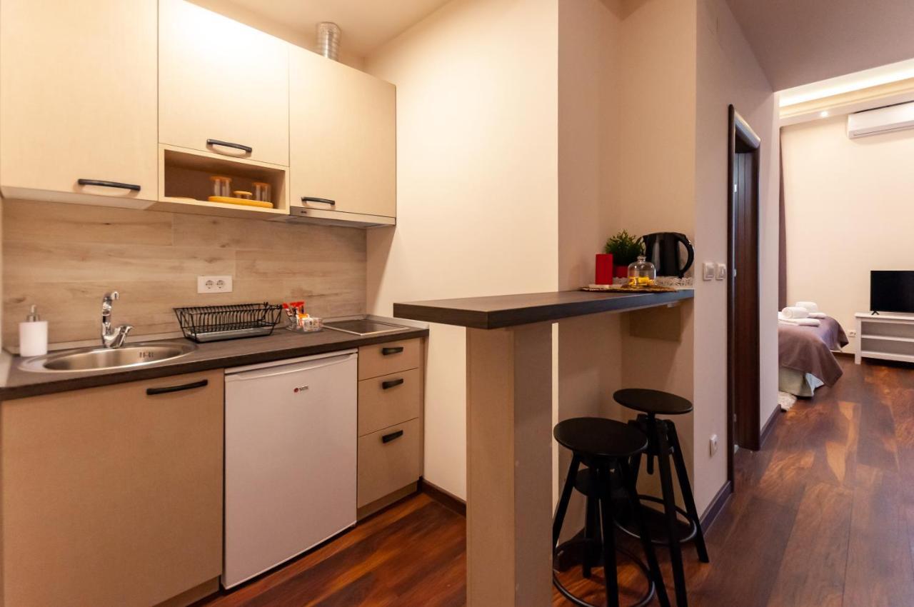Mala Sava Apartmani Belgrad Exteriör bild
