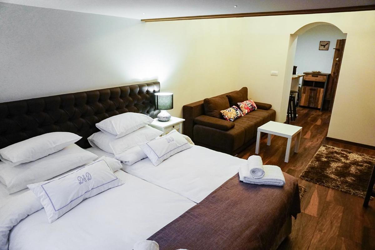 Mala Sava Apartmani Belgrad Exteriör bild