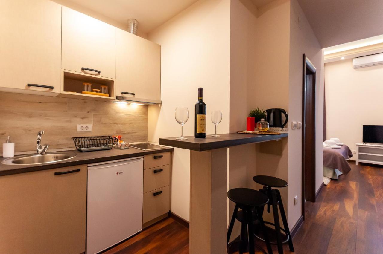 Mala Sava Apartmani Belgrad Exteriör bild